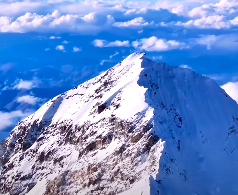 DJI Mavic 3 Pro Summits Everest
